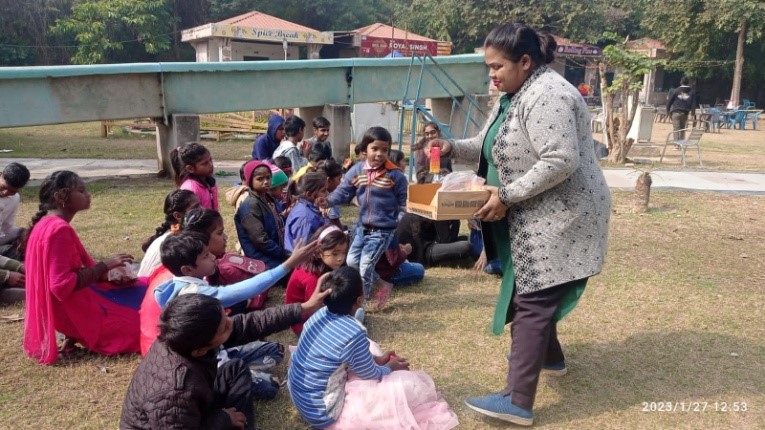 Dream World Amusement Park, Ashiyana invited the underprivileged children being taught by Let's Give Hope Foundation